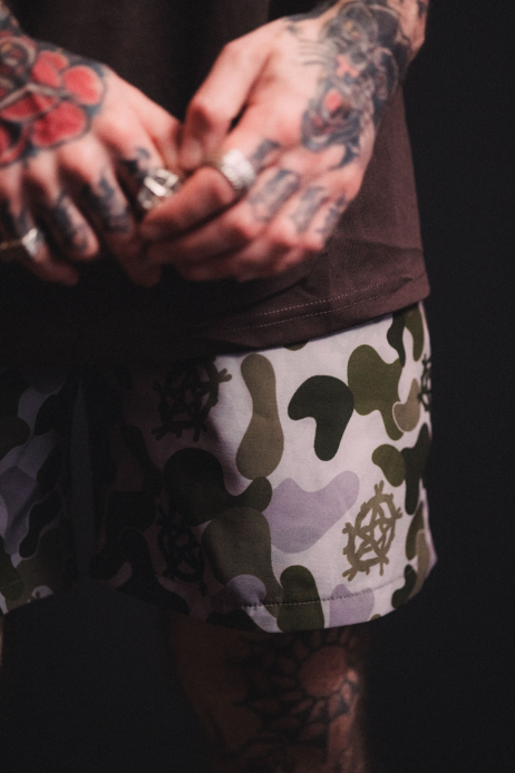 URBAN CAMO PERFORMANCE STAGE SHORTS